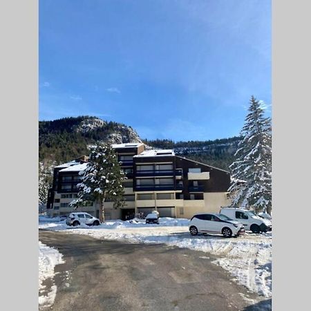 Appartement Chaleureux - Pied Des Pistes 科朗松昂韦尔科尔 外观 照片